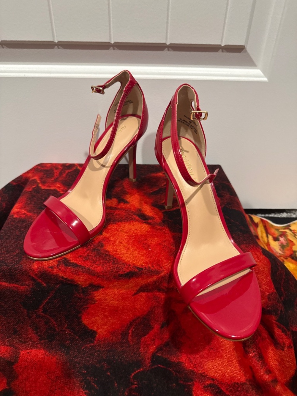 Red Heels - Picture 2 of 2
